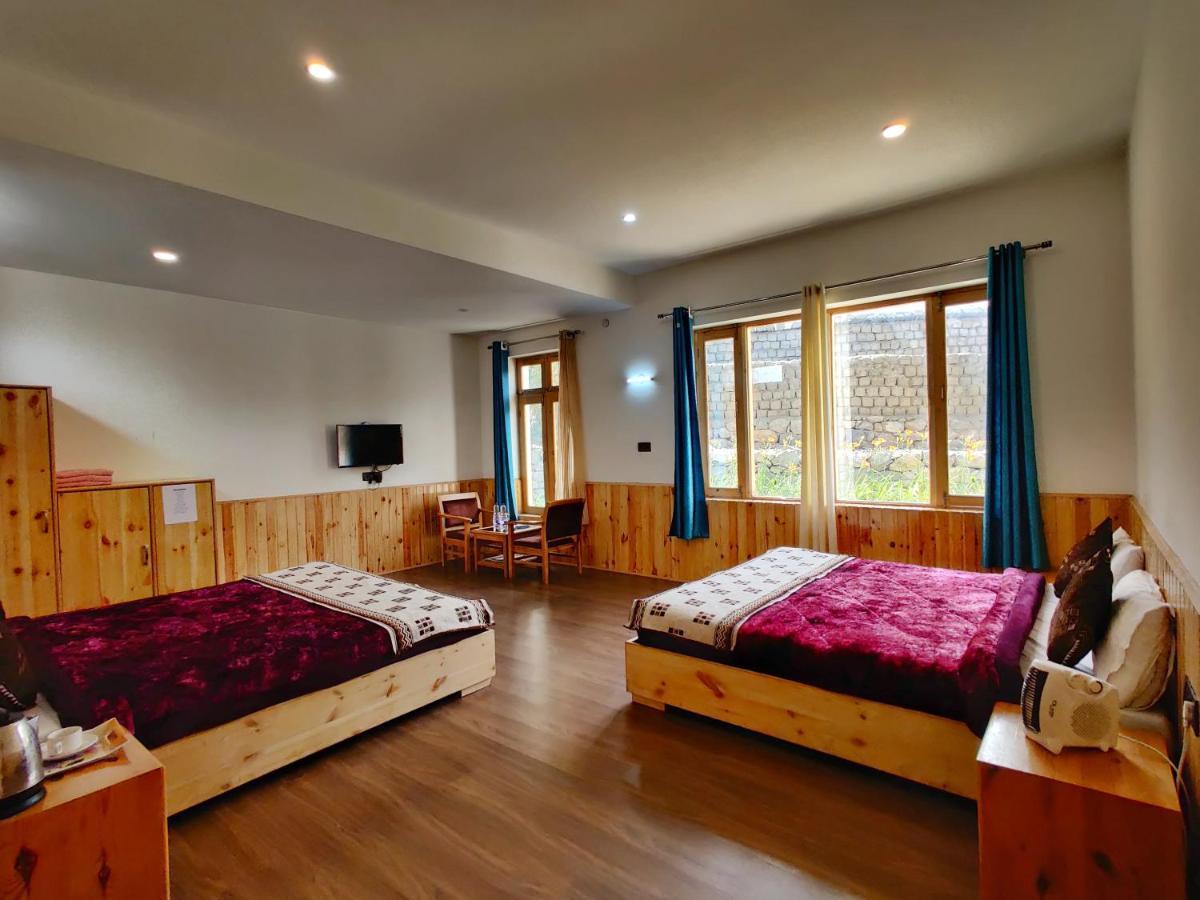 Glacier View Guest House Лех Екстериор снимка